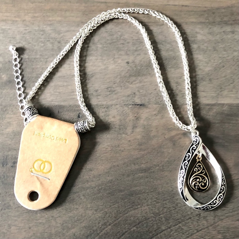 Two-Tone Scroll Twisting Teardrop Necklace